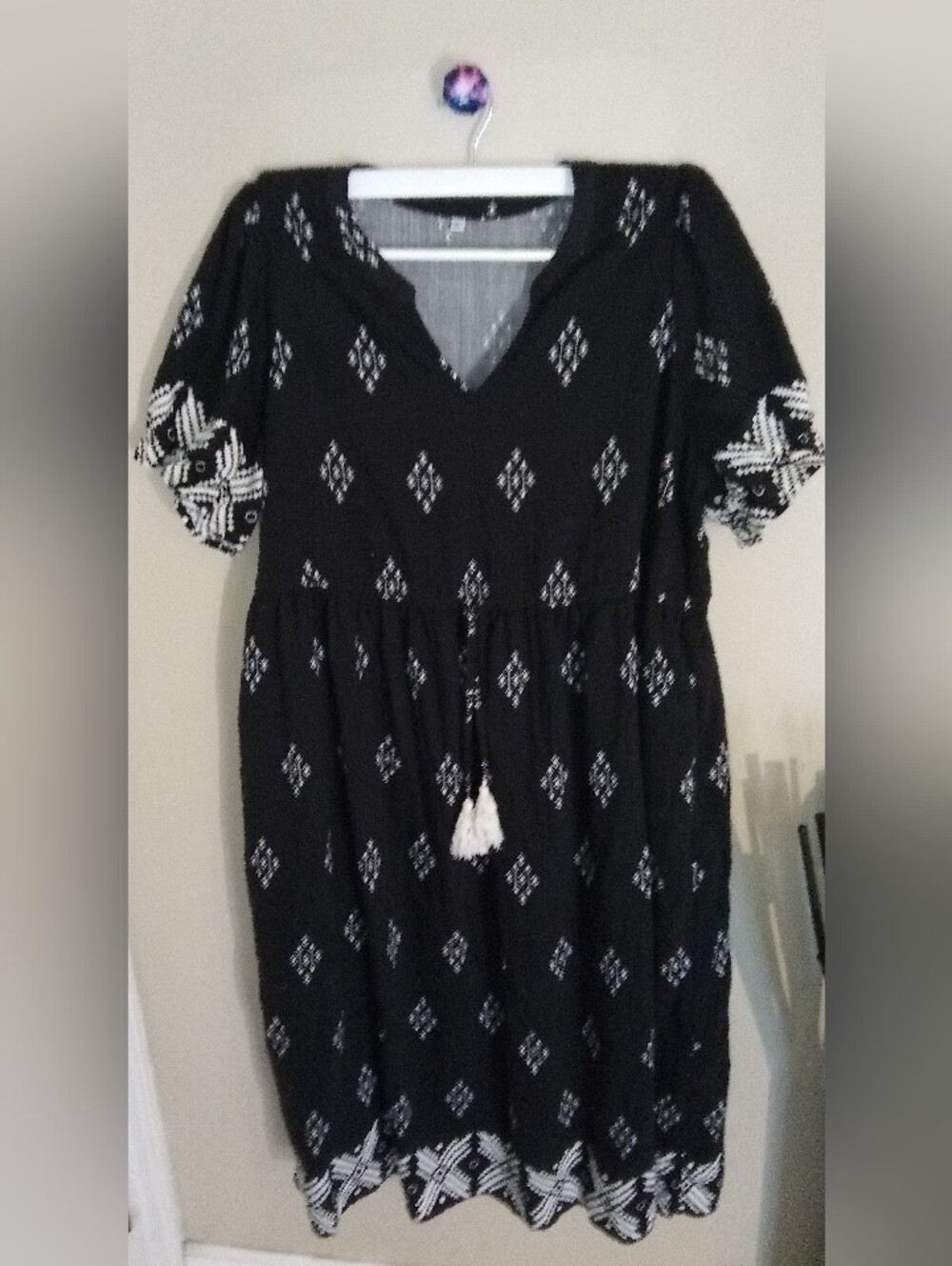 Black White Dress Drawstring Ruffle Sleeve Size XL